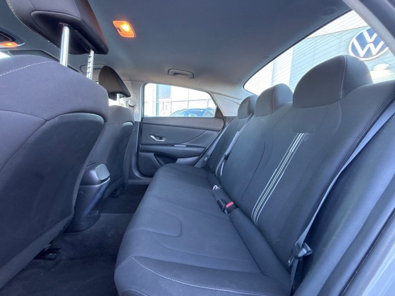 Hyundai Elantra Preferred  -  Heated Seats 2022-18