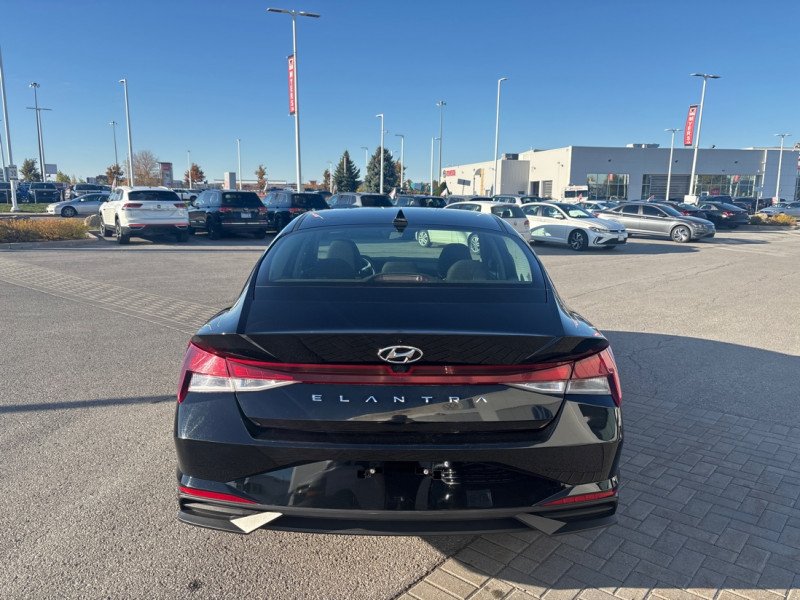 Hyundai Elantra Preferred  -  Heated Seats 2023-3