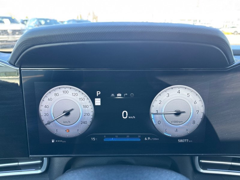 Hyundai Elantra Preferred IVT w/Tech Pkg 2024-15