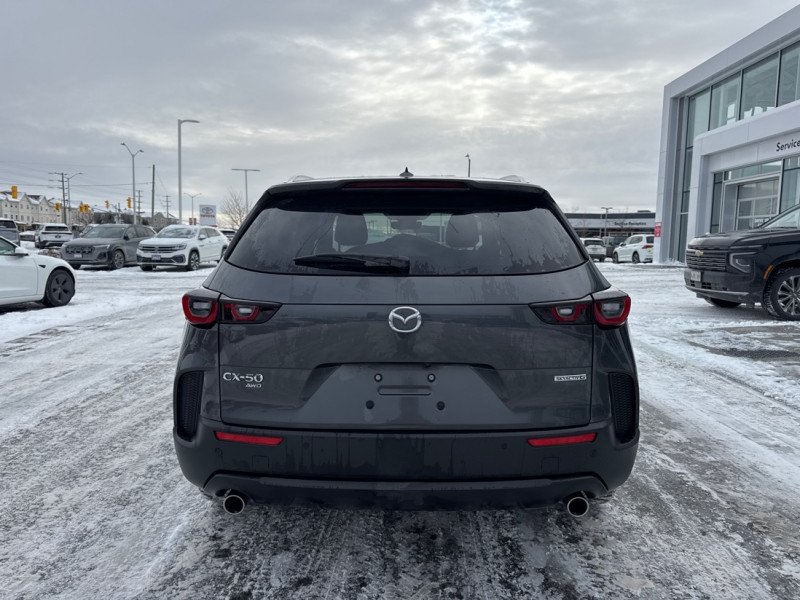 2024 Mazda CX-50 GT  -  Sunroof -  Cooled Seats-6