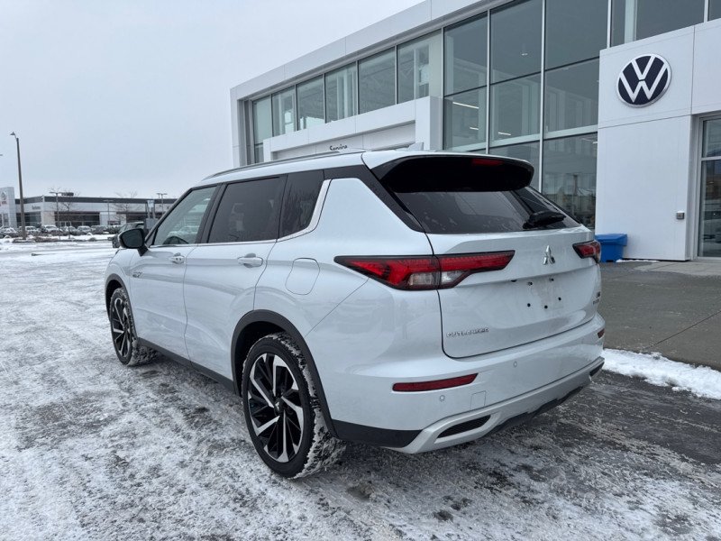 2024 Mitsubishi Outlander Plug-In Hybrid SEL S-AWC-7