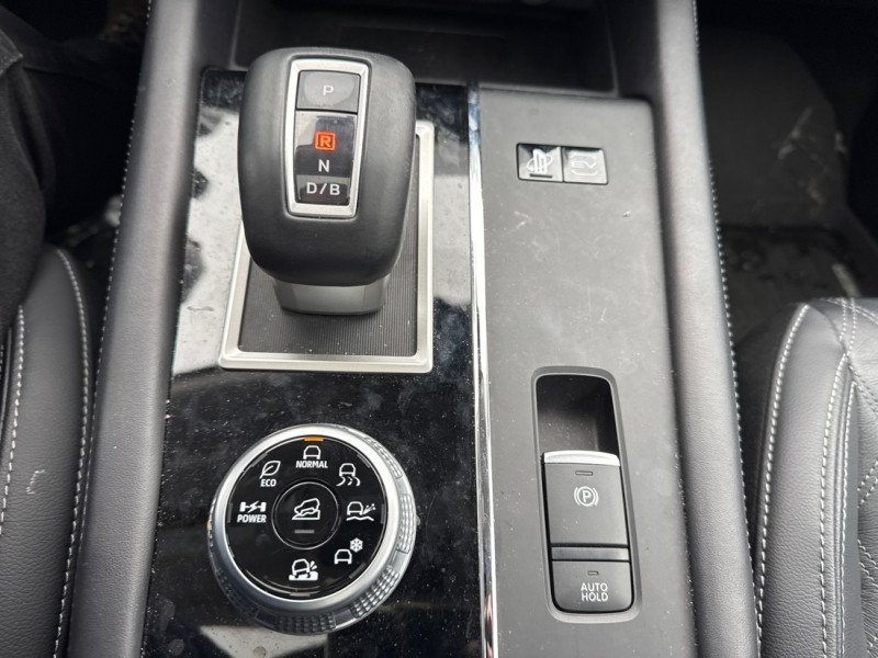 2024 Mitsubishi Outlander Plug-In Hybrid SEL S-AWC-22