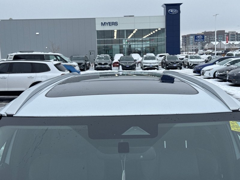 2024 Mitsubishi Outlander Plug-In Hybrid SEL S-AWC-14