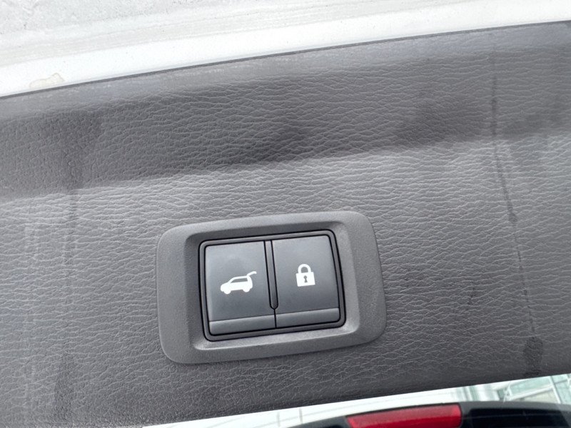 2024 Mitsubishi Outlander Plug-In Hybrid SEL S-AWC-10