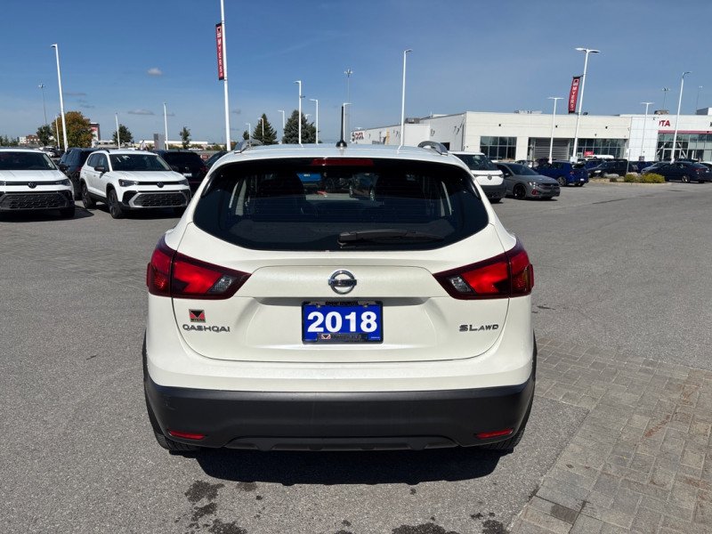 Nissan Qashqai AWD SL CVT  - Sunroof -  Navigation 2018-3