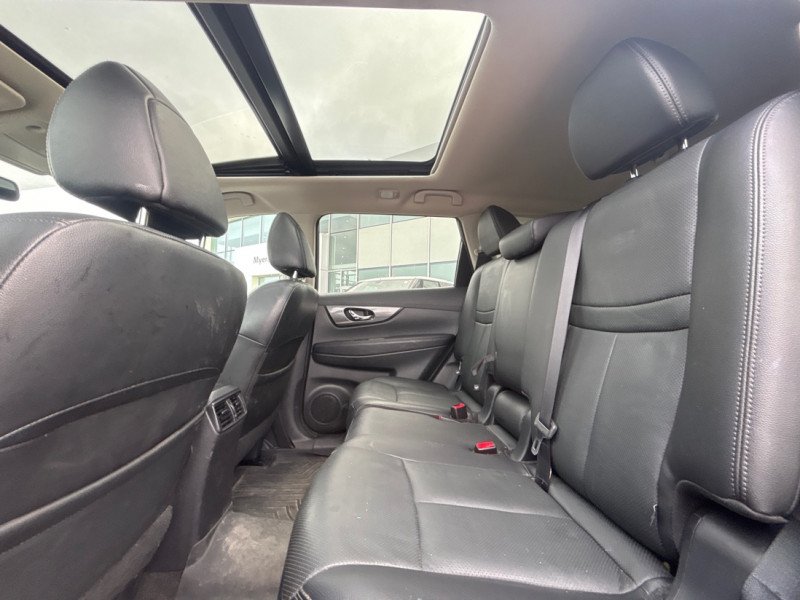 2016 Nissan Rogue SL Premium  - Navigation -  Leather Seats-21