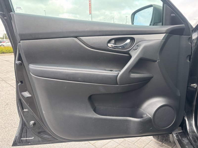 2016 Nissan Rogue SL Premium  - Navigation -  Leather Seats-8