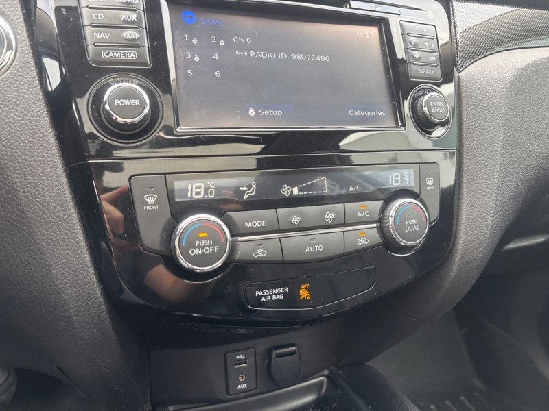 2016 Nissan Rogue SL Premium  - Navigation -  Leather Seats-18