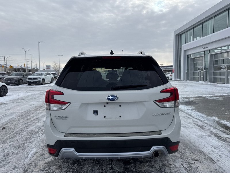 2024 Subaru Forester Premier  - Leather Seats-6