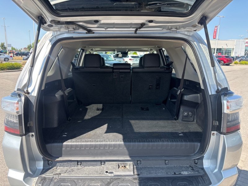 2021 Toyota 4Runner SR5  - Sunroof -  Apple CarPlay-4