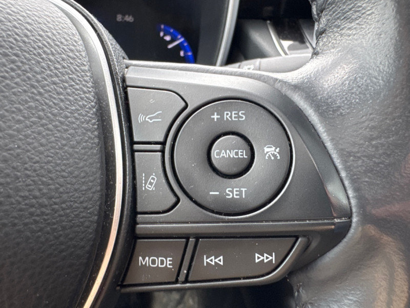 Toyota Corolla XSE  - Navigation -  Sunroof 2020-15