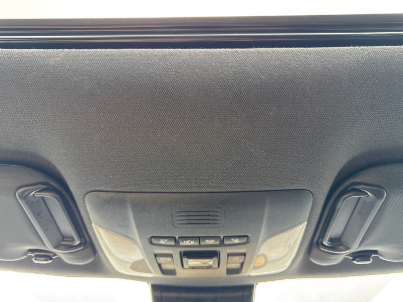 Toyota Corolla XSE  - Navigation -  Sunroof 2020-21
