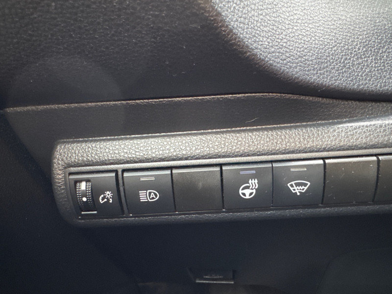 Toyota Corolla XSE  - Navigation -  Sunroof 2020-17