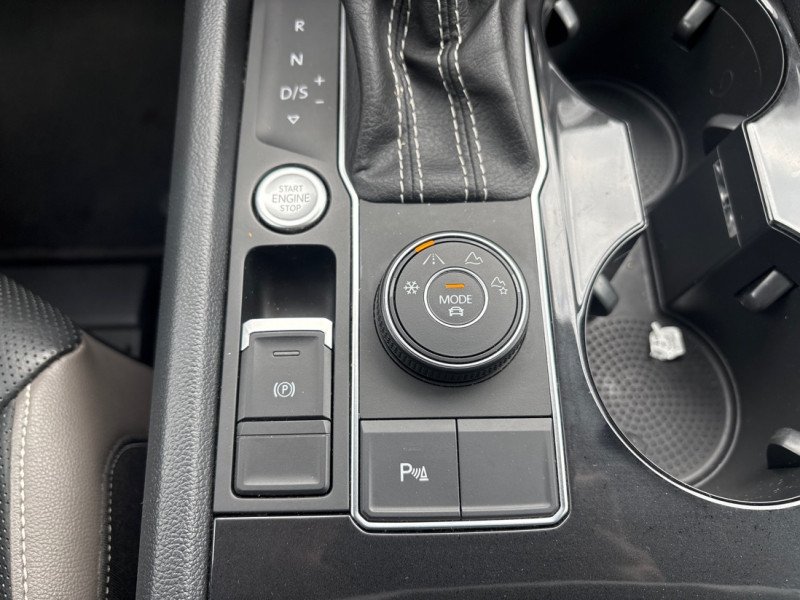 2022 Volkswagen Atlas Cross Sport Highline 3.6 FSI-18