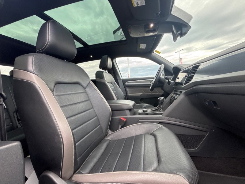 2022 Volkswagen Atlas Cross Sport Highline 3.6 FSI-12