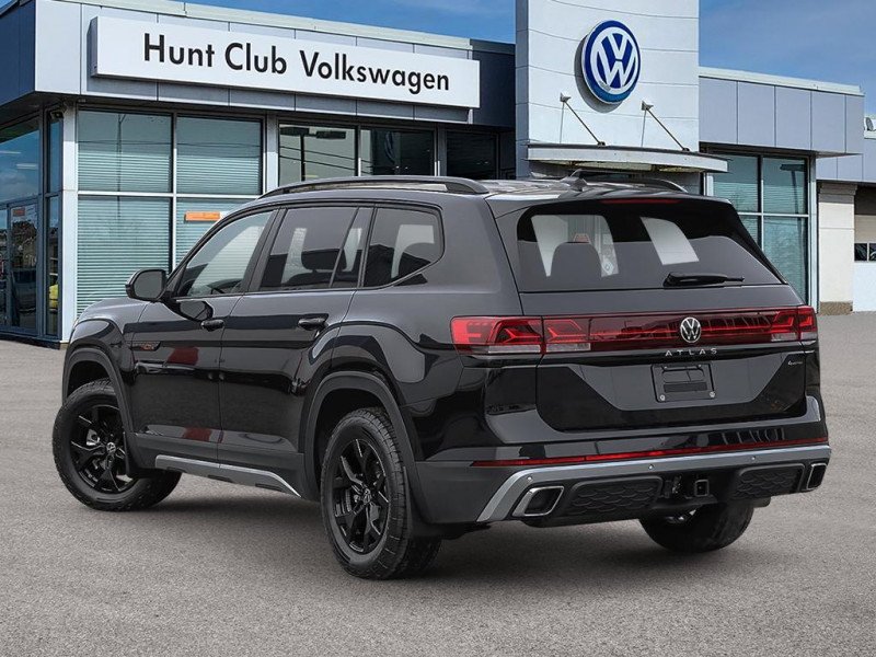 2025 Volkswagen Atlas Peak Edition 2.0 TSI  - Cooled Seats-3