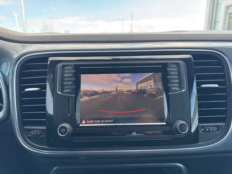 Volkswagen BEETLE COUPE Trendline 1.8T 6sp at w/ Tip 2017-14