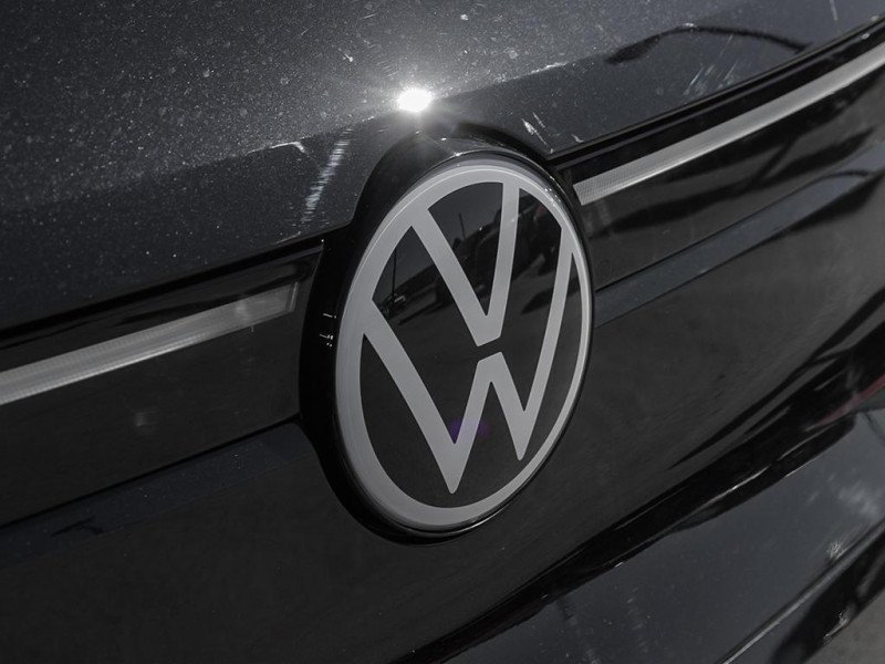 2025 Volkswagen ID.4 Pro S AWD  - Low Mileage-8