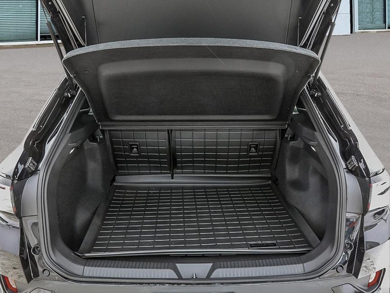 2025 Volkswagen ID.4 Pro RWD  -  Fast Charging-6