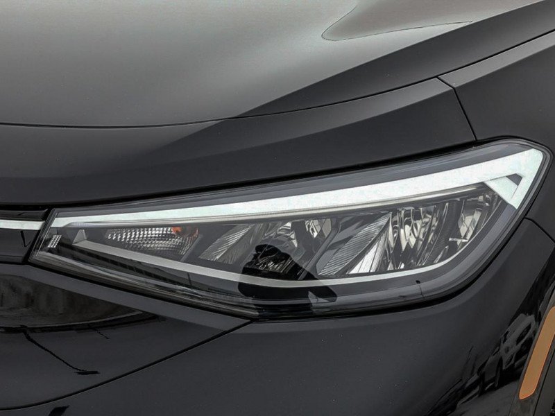 2025 Volkswagen ID.4 Pro RWD  -  Fast Charging-9