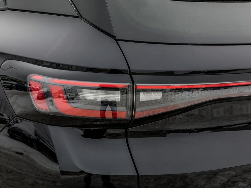 2025 Volkswagen ID.4 Pro RWD  -  Fast Charging-10