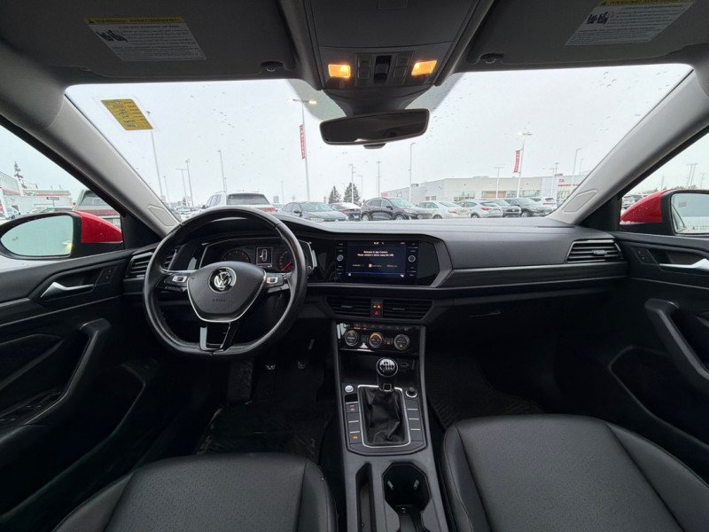 Volkswagen Jetta Highline Manual 2019-10