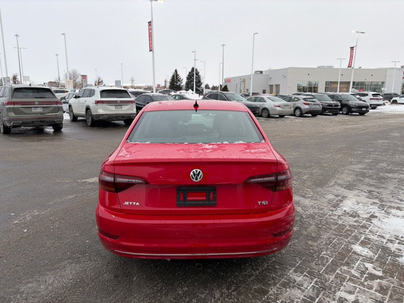 Volkswagen Jetta Highline Manual 2019-3