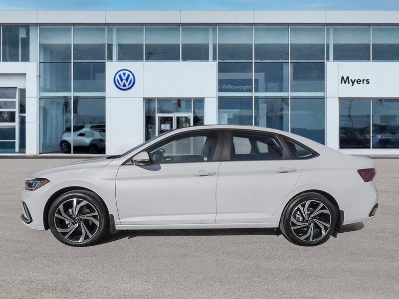 Volkswagen Jetta Highline  - Leather Seats 2025-2