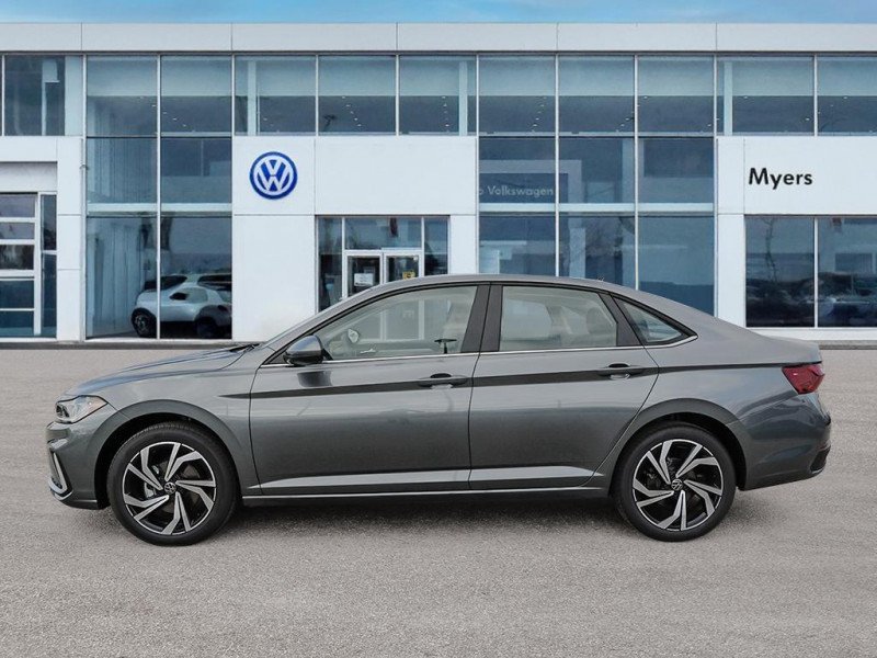 2025 Volkswagen Jetta Highline  - Leather Seats-2