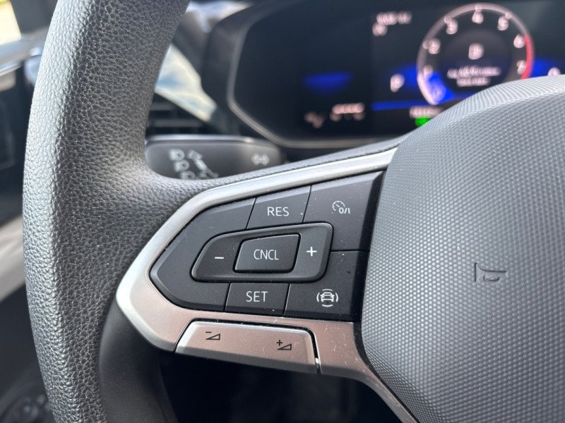 Volkswagen Taos Trendline 4MOTION  - Heated Seats 2022-13