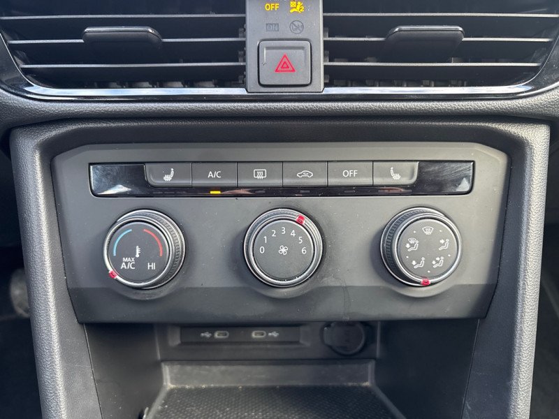 Volkswagen Taos Trendline 4MOTION  - Heated Seats 2022-16