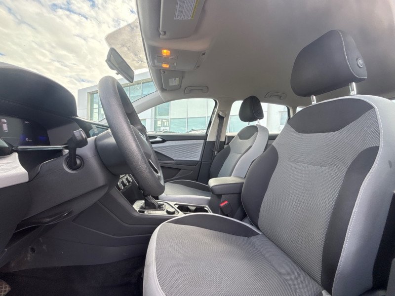 Volkswagen Taos Trendline 4MOTION  - Heated Seats 2022-9