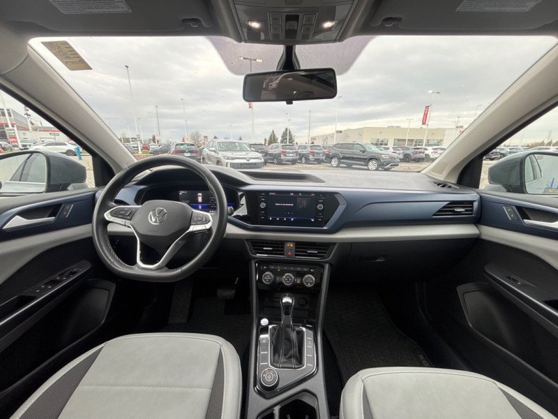 2022 Volkswagen Taos Comfortline 4MOTION  - Sunroof-12
