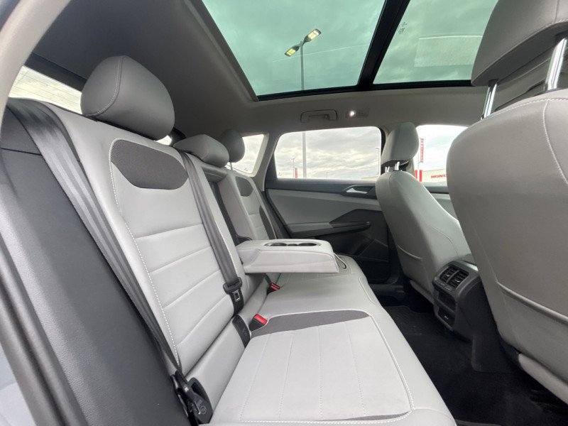 2022 Volkswagen Taos Comfortline 4MOTION  - Sunroof-21