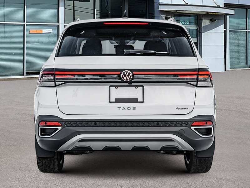 2025 Volkswagen Taos Highline  - Leather Seats-4