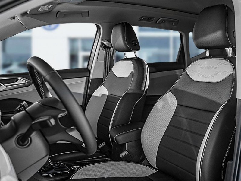 Volkswagen Taos Highline  - Leather Seats 2025-16