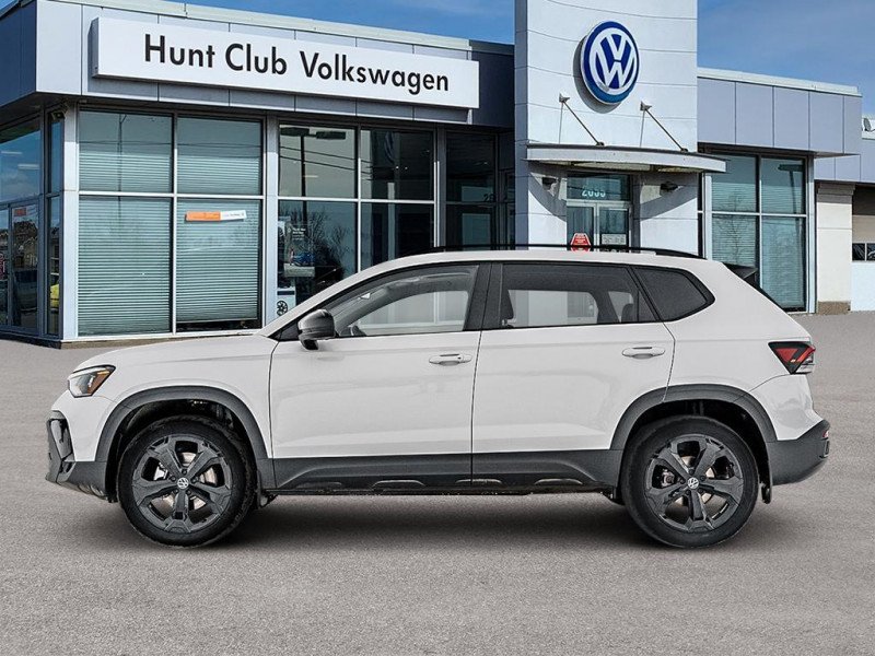 2025 Volkswagen Taos Comfortline Black Edition-21