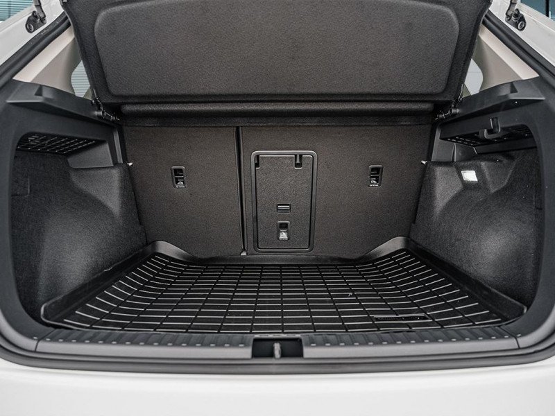 2025 Volkswagen Taos Comfortline Black Edition-5