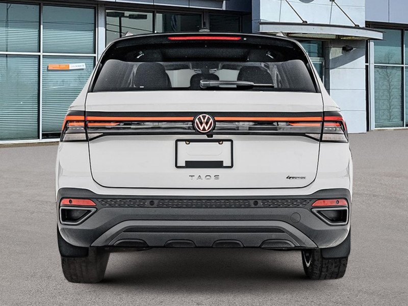 2025 Volkswagen Taos Comfortline Black Edition-23