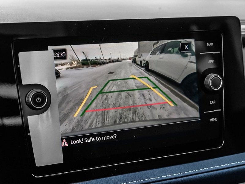 Volkswagen Taos Highline  - Cooled Seats 2025-20