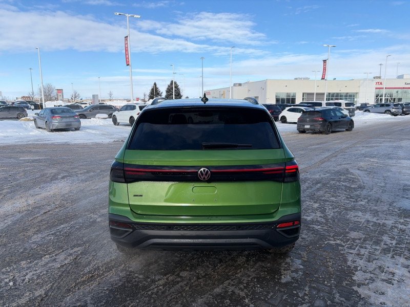 Volkswagen Taos Comfortline Black Edition 2025-3