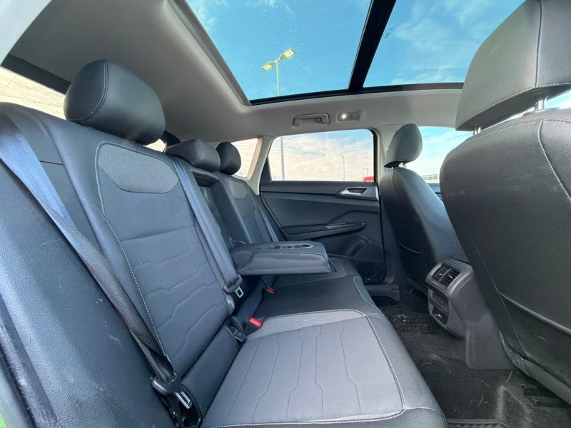 Volkswagen Taos Comfortline Black Edition 2025-18