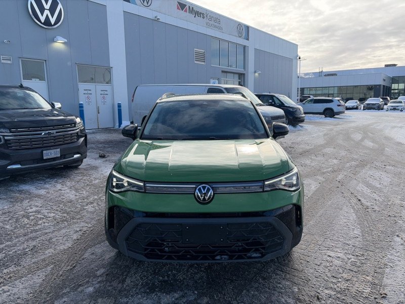 Volkswagen Taos Comfortline Black Edition 2025-5