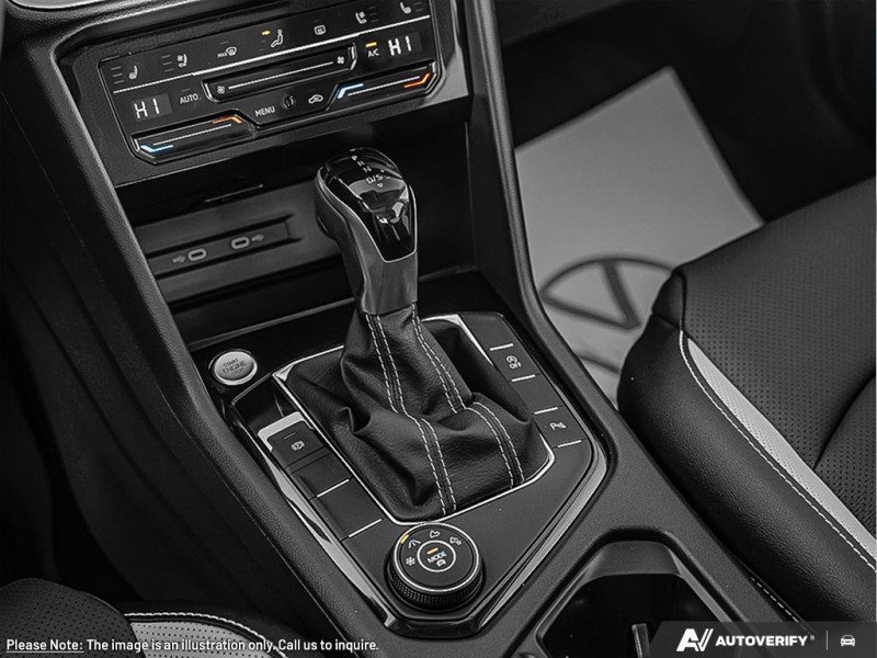 Volkswagen Taos Highline  - Leather Seats 2026-13