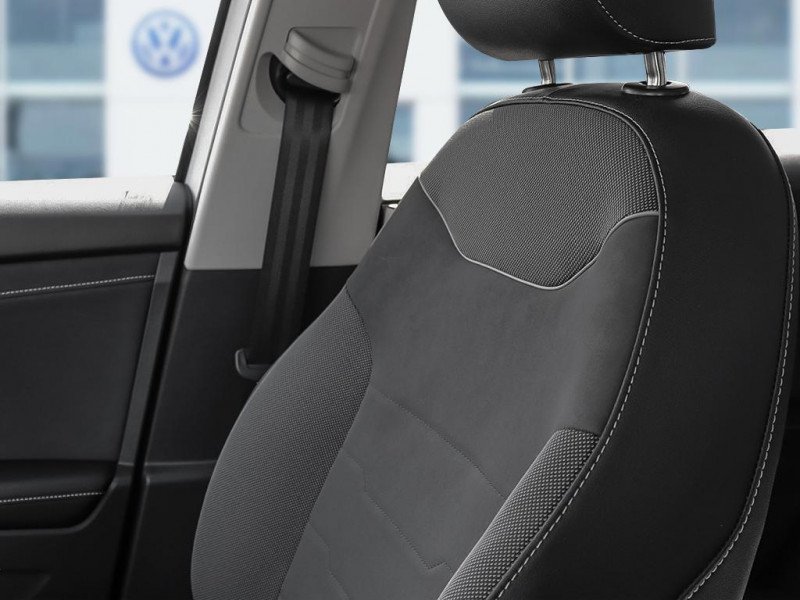 Volkswagen Taos Comfortline Black Edition 2026-19