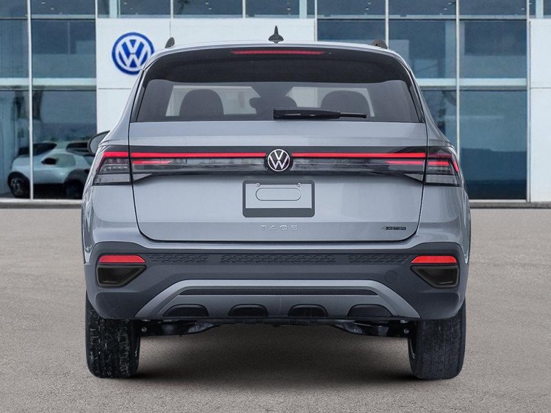 Volkswagen Taos Trendline 4MOTION  - Heated Seats 2026-4