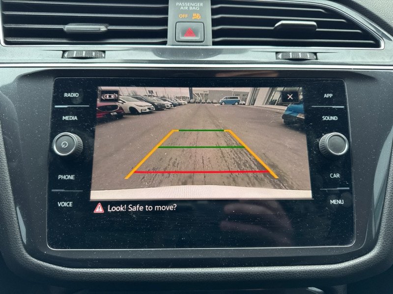 2022 Volkswagen Tiguan Comfortline R-Line Black Edition-17