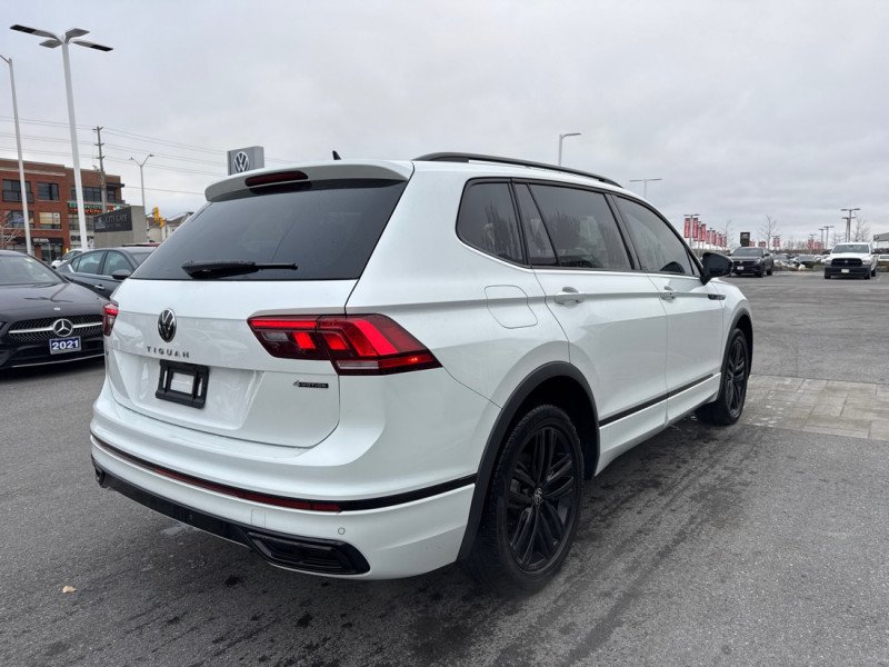 2022 Volkswagen Tiguan Comfortline R-Line Black Edition-5