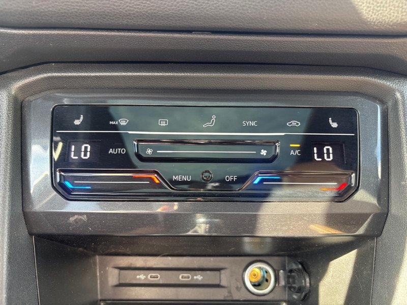 2023 Volkswagen Tiguan Comfortline R-Line Black Edition-17