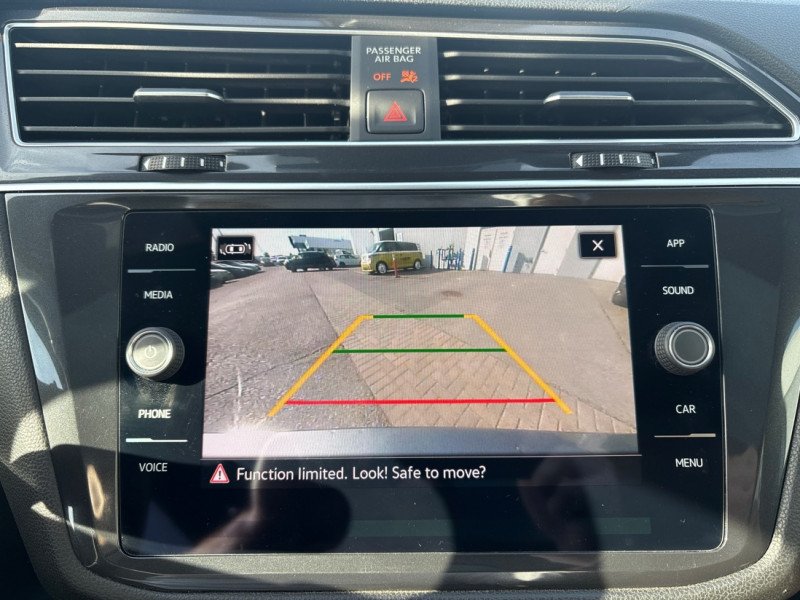 2023 Volkswagen Tiguan Comfortline R-Line Black Edition-18